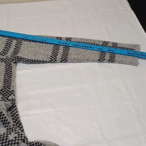 Apt, 9 Long Cardigan Sweater Gray and Navy Plaid Size‎ XL - Picture 5 of 9